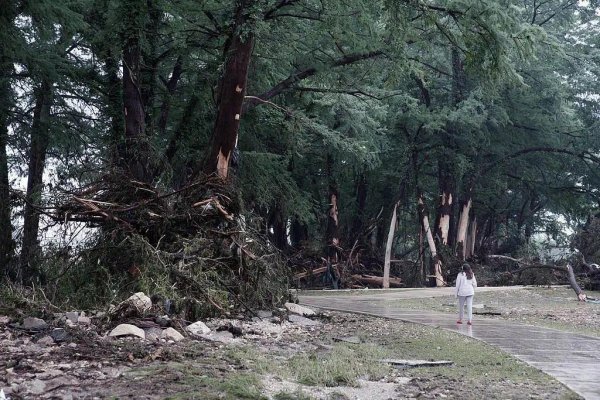 慧仁策略 美国德州洪灾已致82人死亡，包括28名儿童，特朗普：都是拜登的错